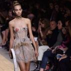 5c8b70772500000d04caab21