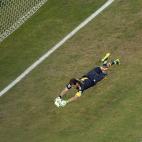 5c8b62fb200000430470a1cf