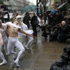 5c8a54182400005405a2f217