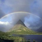 5c8b2355240000f404a43071