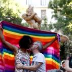 Participantes en la manifestación del Orgullo 2019 esta tarde en Madrid, bajo el lema “Mayores Sin Armarios: ¡Historia, Lucha y Memoria! Por una ley estatal&quot;. EFE/Mariscal