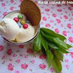 Con nata, yogur natural, leche, azúcar glass, zumo de limón y una clara de huevo podrás hacer este rico postre en la heladera. Consulta la receta completa en CookPad