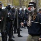 5c8b590c230000d504248167