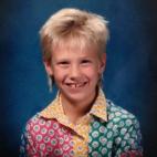 5c8a75b7240000f404a31b6b