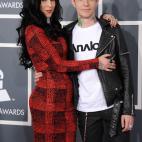 5c8b775a240000f7054d8db3