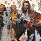 5c8b775b360000e01c6d27c0