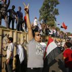 5c8ae98a360000ba1a6c4587