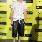 5c8ae94e240000f7054ca857