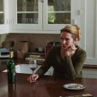 Si beben vino en la cocina (sin picar nada)... americanada.