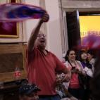 5c8abb39240000f404a394ce