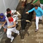 5c8b7cbd22000031001b0817