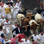 5c8b7cbe360000c81a6d34d2