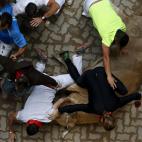 5c8b7ef0240000f7054da10f