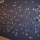 En esta pared pintada con el azul corporativo cuelgan siluetas de metal. No son figuras al azar: cada empleado tiene la suya y la diseña como quiere. De hecho, muchos eligen inmortalizarse practicando su actividad favorita o en compañía de ot...