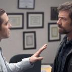 Esta pel&iacute;cula pas&oacute; sin pena ni gloria por la taquilla espa&ntilde;ola, a pesar de ser un logrado e inc&oacute;modo thriller sobre un secuestro con grandes interpretaciones. Hugh Jackman y Jake Gyllenhaal se unen en esta pel&iacute;...