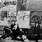 Varios refugiados en el Metro de Madrid en Gran V&iacute;a, huyendo de las bombas durante la Guerra Civil.