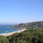 Uno de los paraísos del litoral gaditano, de ocho kilómetros, sin masificación y con aguas muy limpias es la playa de Zahara de los Atunes. El silencio es parte de su encanto y en días con poca calima incluso se puede ver Marruecos. El ambie...