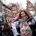 5c8a756e260000f903fe5f67