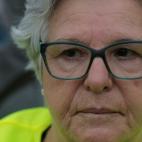 5c8a7574260000e104fe5f81