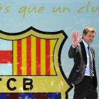 5c8aea52360000a61b6c4697