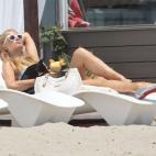 5c8b5959240000f7054d4071