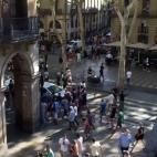 5c8a675a230000dd04230fb0