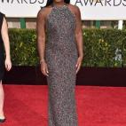 Nominada por su papel en Orange is the new black, acudió con un vestido de Randi Rahm.