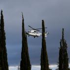 El helicóptero que transportará el féretro con los restos mortales de Francisco Franco hasta el cementerio de El Pardo-Mingorrubio, un Super Puma del Ejército del Aire, a su llegada al Valle de los Caídos.