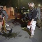 5c8b6e03230000dd0424b616