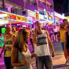 5c8b2cbc360000ba1a6ca60e