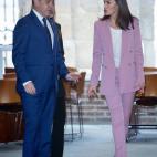 5e63de4d230000d11a0bfd35