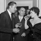 5c8b6cc62000009d0370b9b3