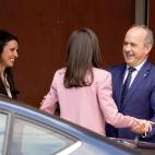 5e63de0d230000c21a0bfd2d