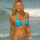 5c8aa1e62000009d036f6e76