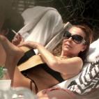 5c8aa1e8250000e203c952d1