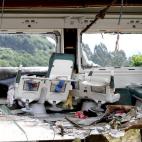 5c8ac6ff240000f404a3ab14