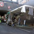 5c8b73ef2400004205a4c122