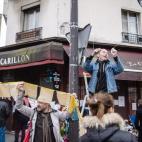 5c8aa4aa25000058068174e2