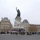 5c8aa4ac240000f404a36536