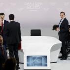 5c8b72e1200000450470c97c