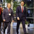 5c8b72e22000009d0370c987