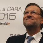 5c8b72e3360000c81a6d1bdb