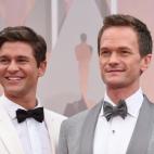 Se les vio juntos por primera vez en 2007, pero Harris reveló que comenzaron a salir en 2004. En octubre de 2010 nacieron sus gemelos (a través de una madre sustituta), Gideon Scott y Harper Grace. La pareja se casó en 2014 en Italia.