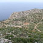 La Trapa es una finca de montaña de 81 hectáreas adquirida por el Grupo Balear de Ornitología y Defensa de la Naturaleza (GOB) con el apoyo popular e institucional, para preservar la zona del desarrollo urbanístico. En 1994 sufrió un incend...