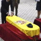 5c8aa4b8360000c81a6bc7d6