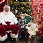 5c8a4ef3250000bd0580fade