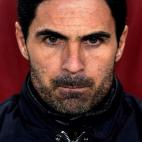 El entrenador espa&ntilde;ol del Arsenal, Mikel Arteta, public&oacute; el 13 de marzo que hab&iacute;a dado positivo en el test de coronavirus y que se encontraba bien. El exfutbolista cont&oacute; en el programa de Jordi &Eacute;vole que estaba...