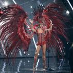 5c8b78083b000054066da9d7