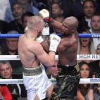 5c8a9b08360000c81a6bb098