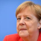 El gobierno de la canciller alemana Angela Merkel se sustenta en la suma CDU + CSU + SPD.